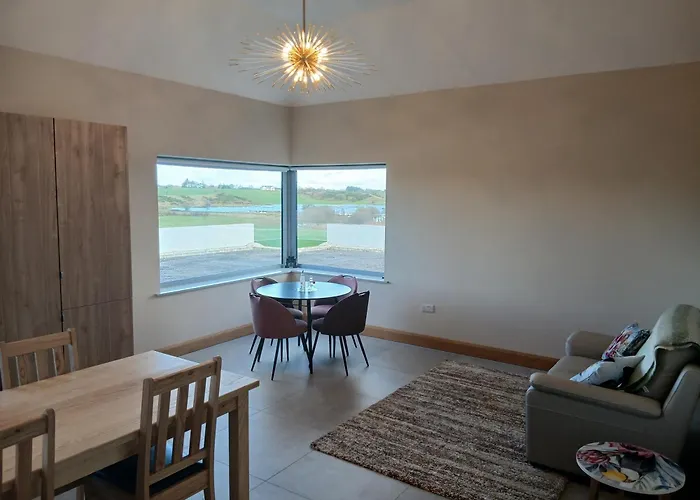 Maisie And Bea's 度假居 *